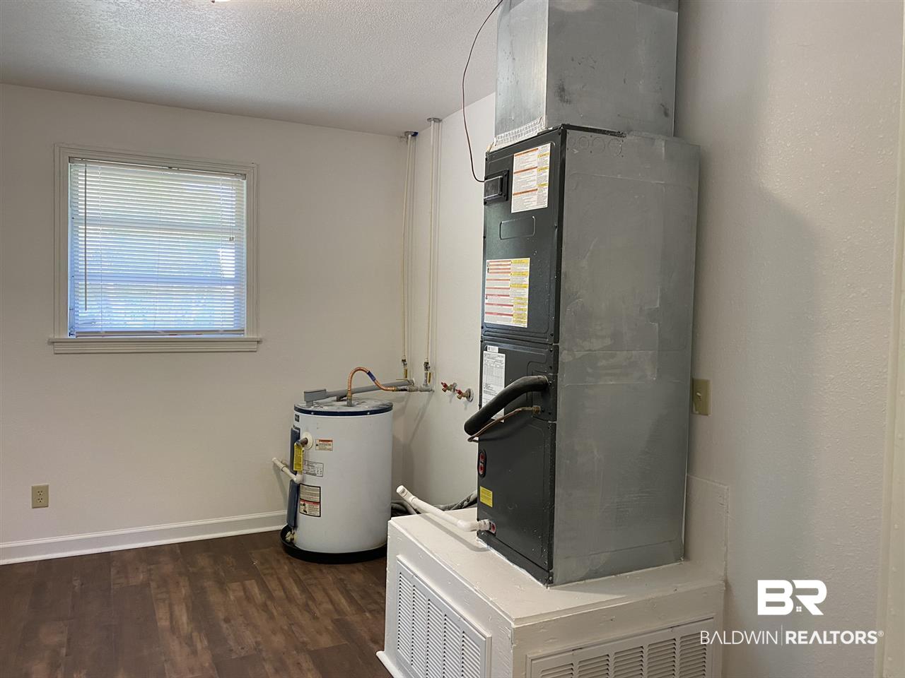 7101 North Pine Barren Road Century, FL 32535 - Photo 22 of 37