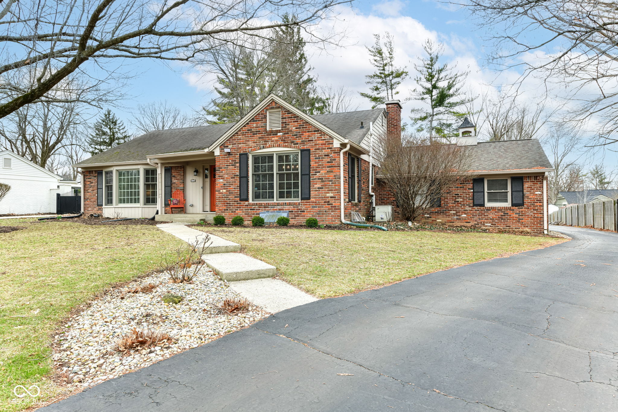 7254 Merriam Road Indianapolis, IN 46240 - Photo 1 of 48 Gallery Image 1