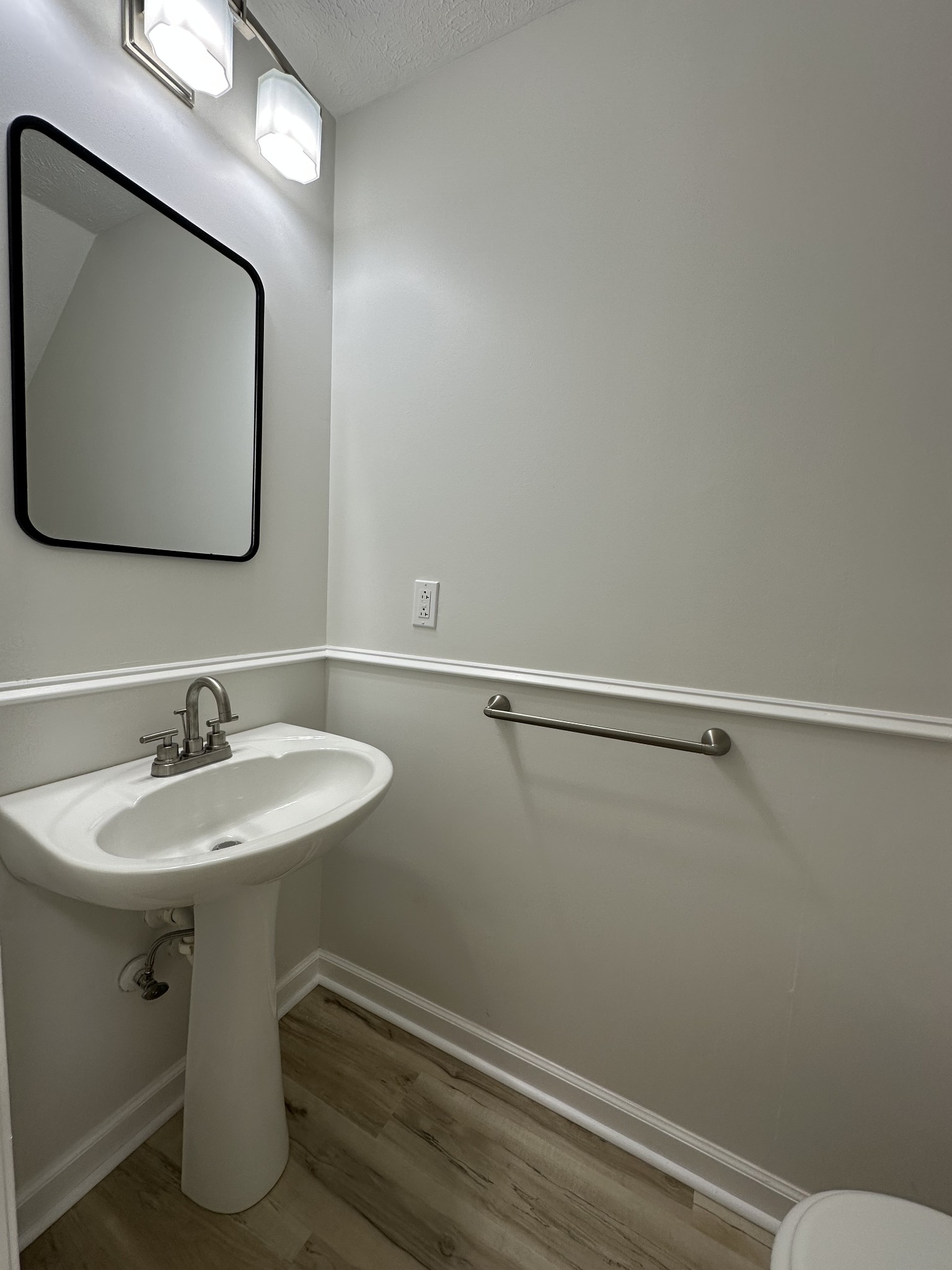 202 Latimer Drive Smyrna, TN 37167 - Photo 8 of 30 a bathroom with a sink vanity and a mirror