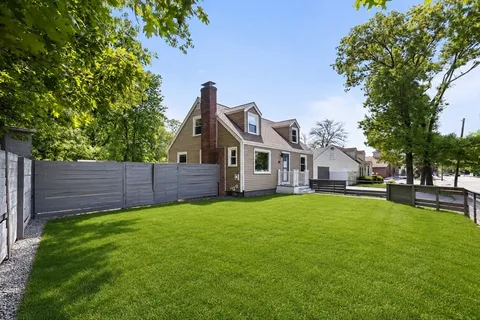 $749,000 | 149 Oak Street, Natick, MA 01760