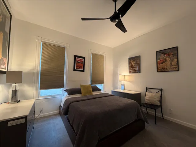 $1,800 | 318 Hyde Park Boulevard, Unit A, Houston, TX 77006