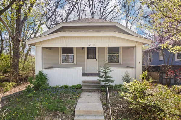 $111,500 | 1215 Loeser Avenue, Jackson, MI 49203