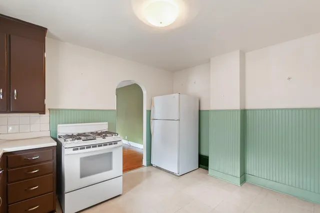 $114,500 | 1215 Loeser Avenue, Jackson, MI 49203