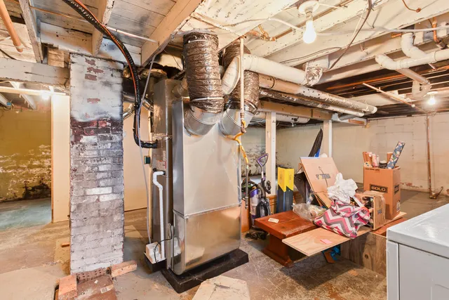 $114,500 | 1215 Loeser Avenue, Jackson, MI 49203