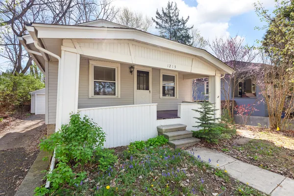 $111,500 | 1215 Loeser Avenue, Jackson, MI 49203