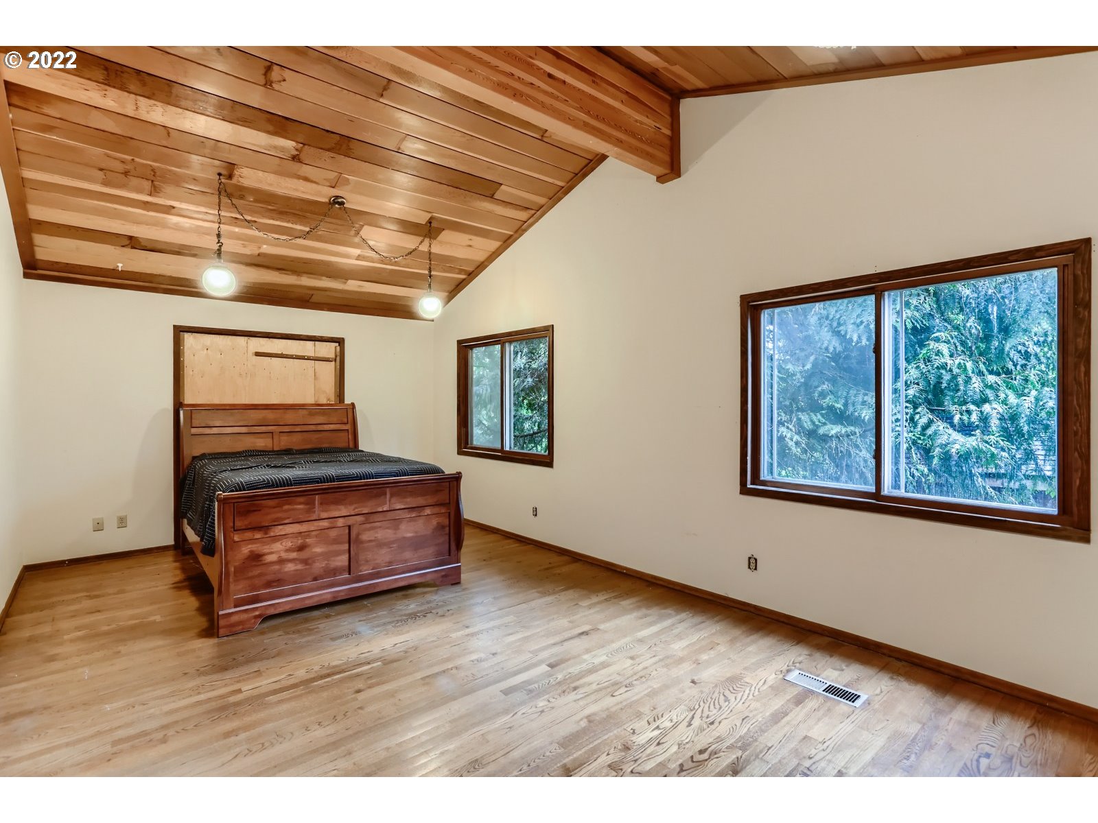 12693 Northeast Cedarbrook Road Aurora, OR 97002 - Photo 11 of 27 Gallery Image 11
