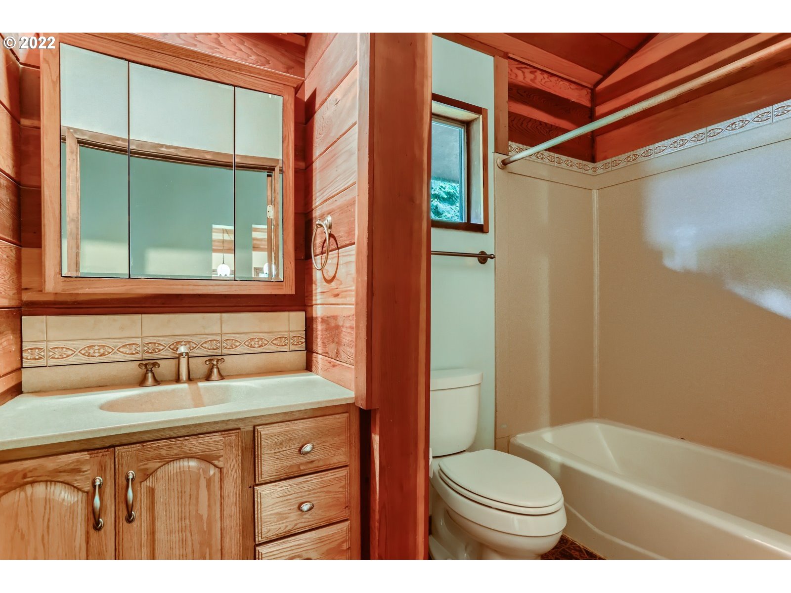 12693 Northeast Cedarbrook Road Aurora, OR 97002 - Photo 13 of 27 Gallery Image 13