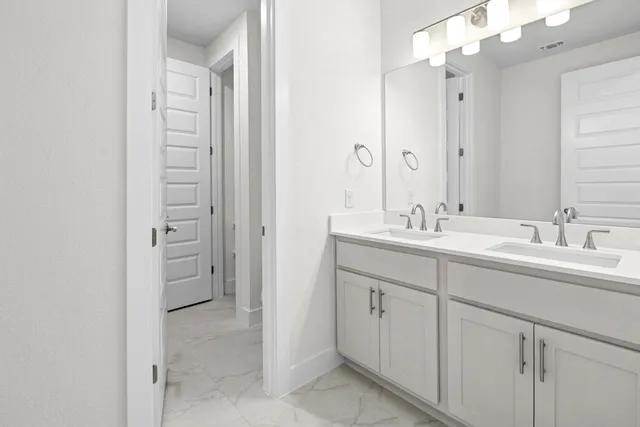 $859,990 | 3616 Emerald Lake Path, Georgetown, TX 78628