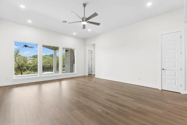 $859,990 | 3616 Emerald Lake Path, Georgetown, TX 78628