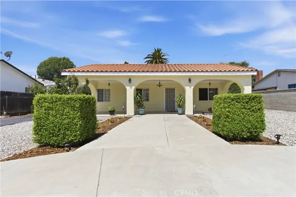 $749,900 | 8019 Hatillo Avenue, Winnetka, CA 91306