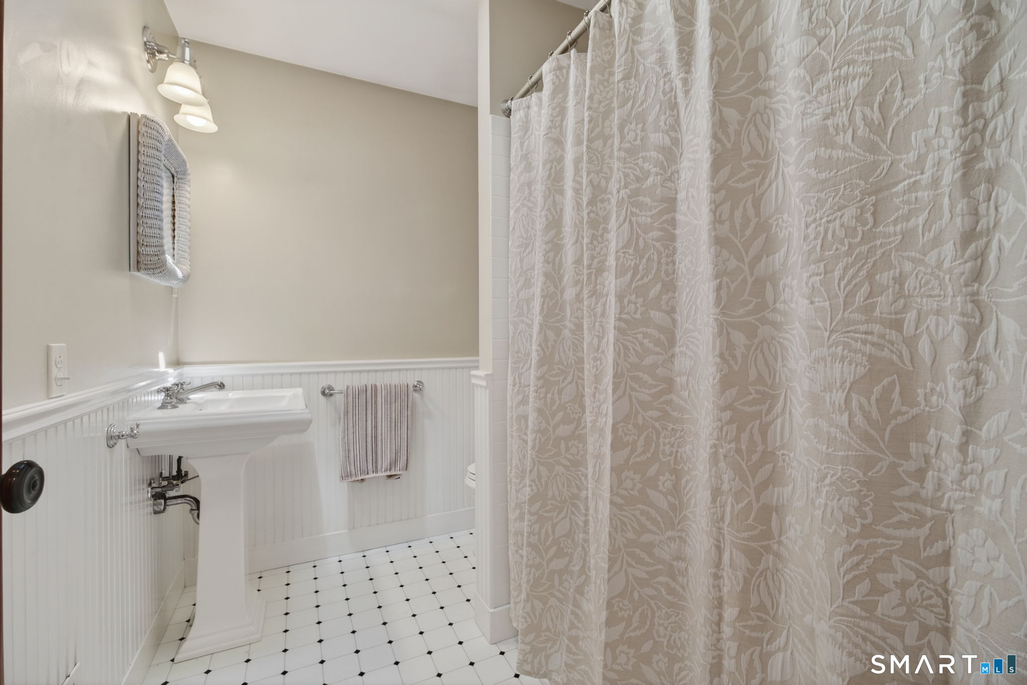 8 Liberty Ridge Clinton, CT 06413 - Photo 24 of 40