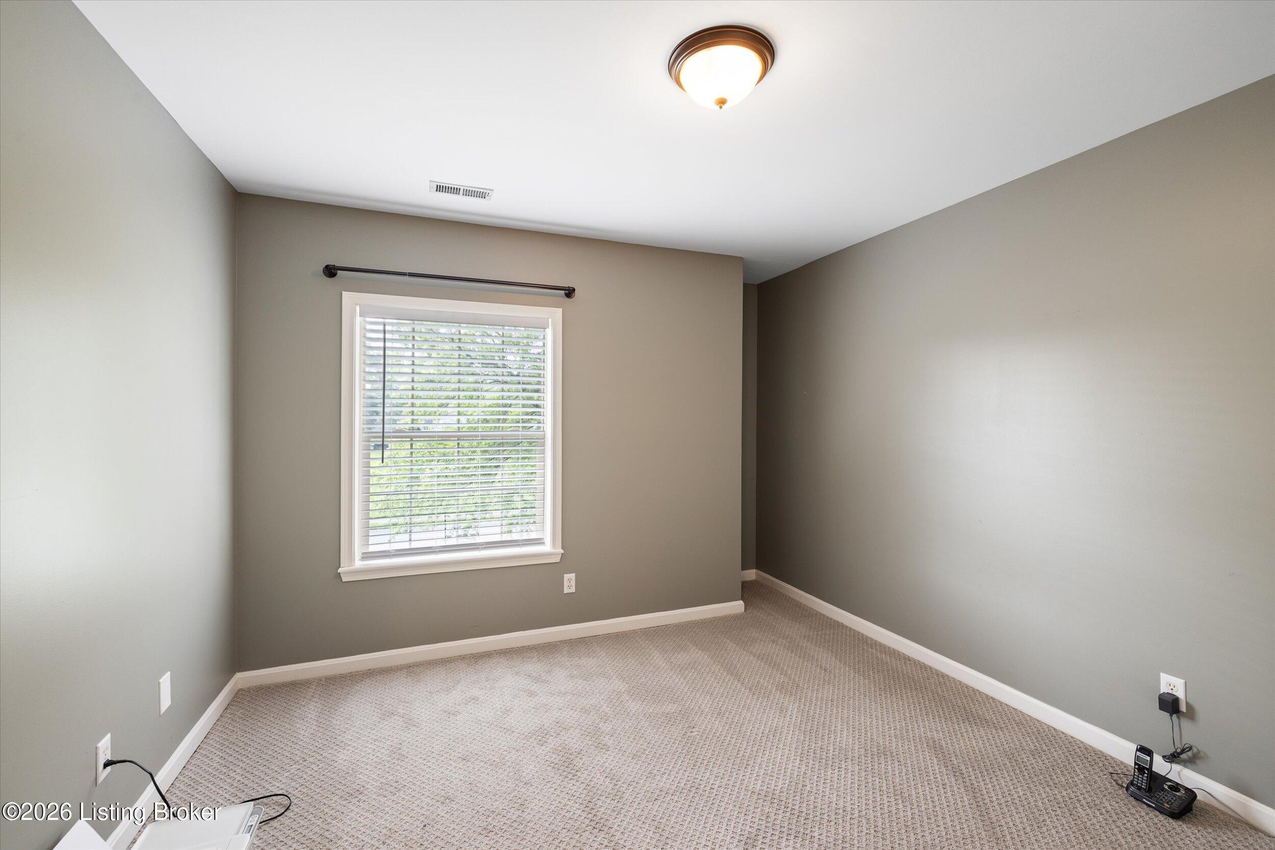 3006 Sprowl Road Louisville, KY 40299 - Photo 39 of 55 47-3U8A0583