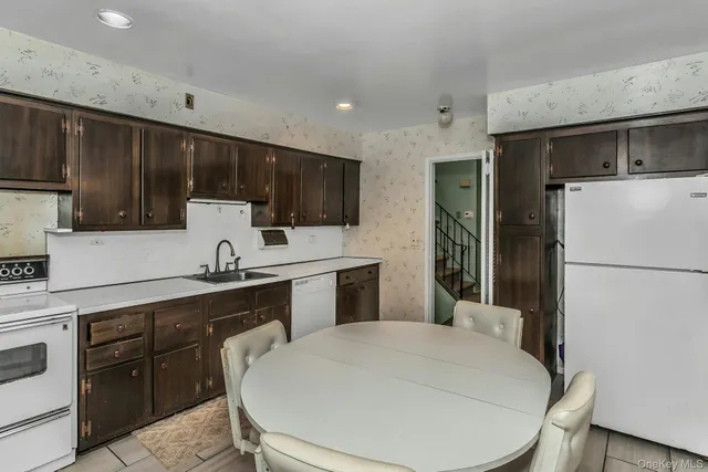 $610,000 | 477 Demott Avenue, Baldwin, NY 11510