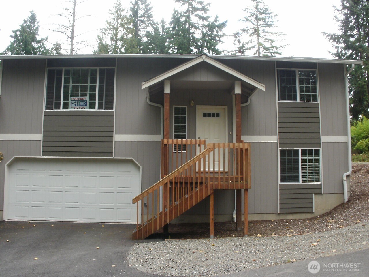 7229 Vandermark Road East Bonney Lake, WA 98391 - Photo 3 of 19