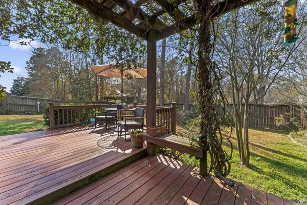 $280,000 | 28049 Foxfire Avenue, Walker, LA 70785