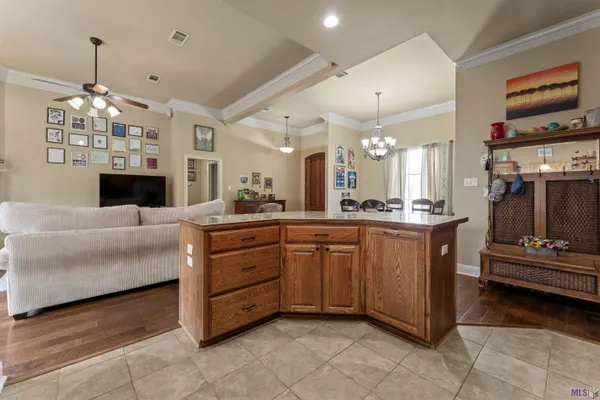 $280,000 | 28049 Foxfire Avenue, Walker, LA 70785