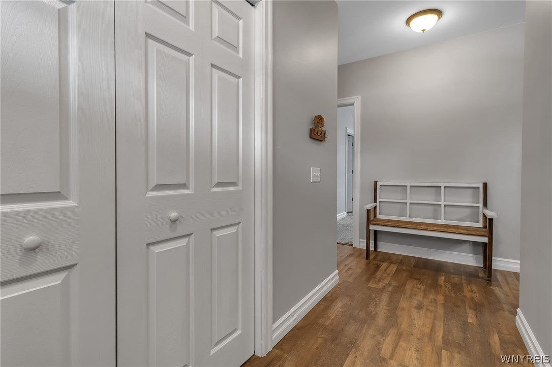 5355 Feigle Road Pendleton, NY 14094 - Photo 17 of 50