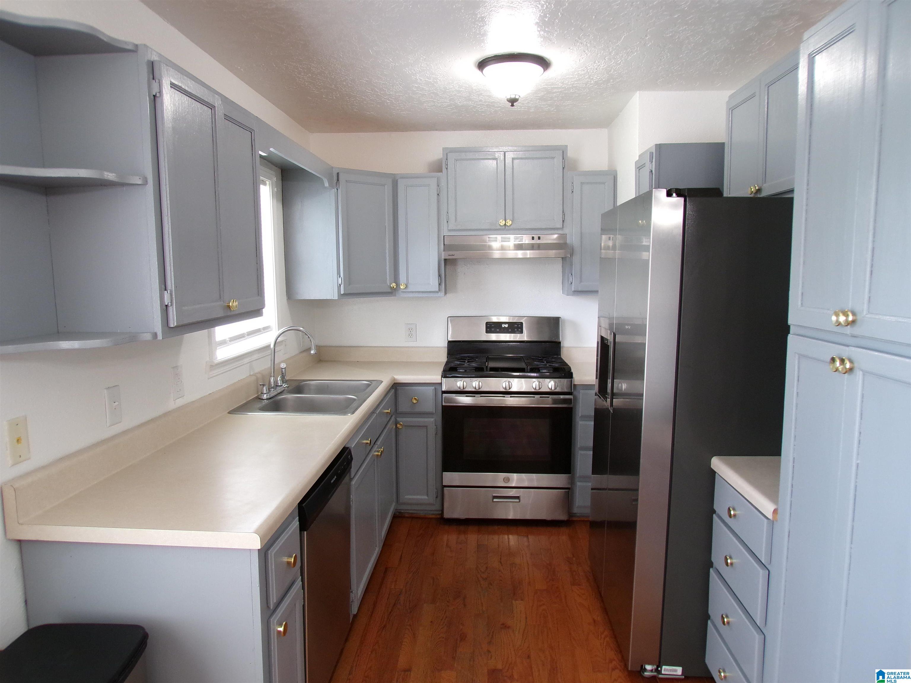 1729 Patch Place Anniston, AL 36201 - Photo 4 of 45