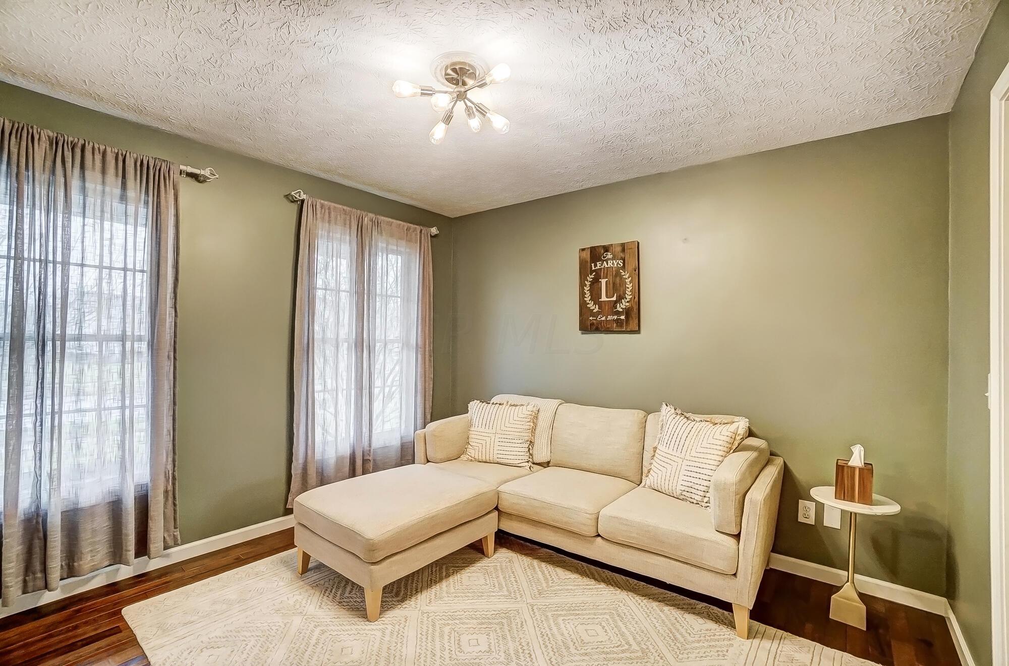 2902 Lake Hollow Road Hilliard, OH 43026 - Photo 14 of 37 017