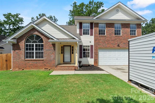 $335,000 | 114 Kingston Forest Drive, Irmo, SC 29063
