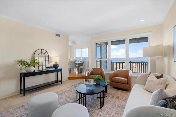 $799,000 | 78 Hudson Watch Drive, Ossining, NY 10562