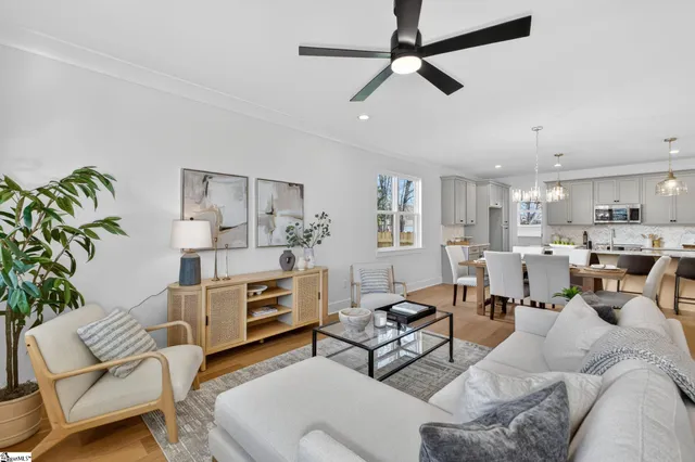 $499,900 | 315 Hunts Bridge Road, Greenville, SC 29617