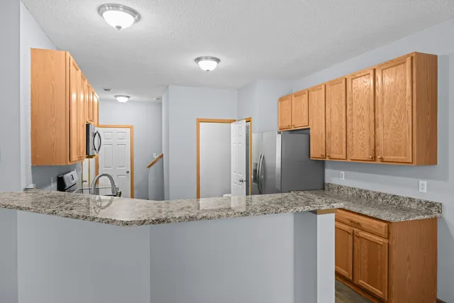 $279,900 | 1844 Mockingbird Avenue, Shakopee, MN 55379