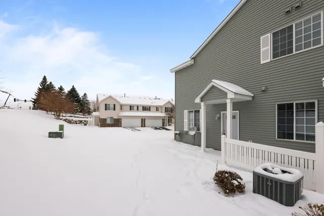 $279,900 | 1844 Mockingbird Avenue, Shakopee, MN 55379