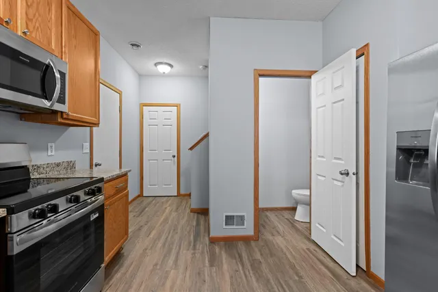 $279,900 | 1844 Mockingbird Avenue, Shakopee, MN 55379