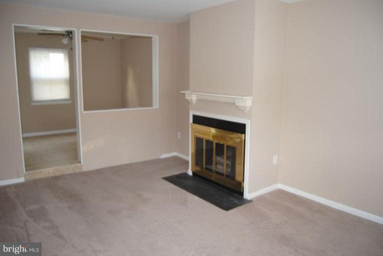 3392 Ryon Court Waldorf, MD 20601 - Photo 2 of 21 Living Room