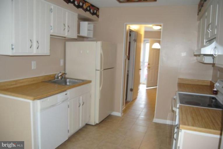 3392 Ryon Court Waldorf, MD 20601 - Photo 6 of 21 Kitchen