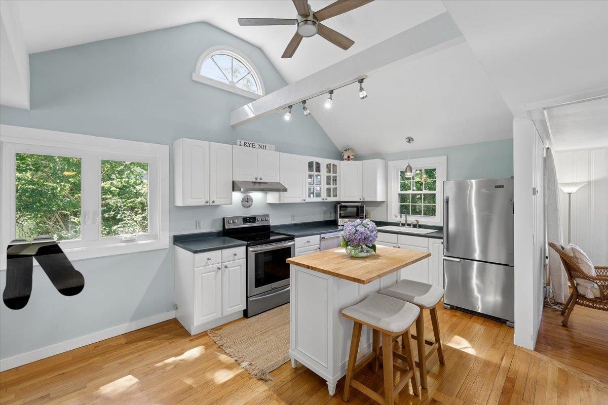 31 Perkins Road Rye, NH 03870 - Photo 4 of 35