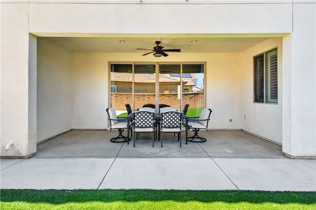 30598 Cricket Road Murrieta, CA 92563 - Photo 5 of 59