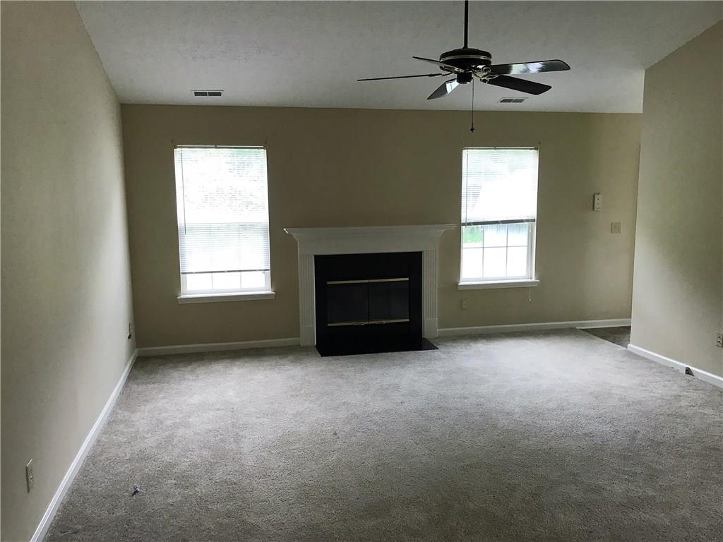 555 Old Farm Road Danville, IN 46122 - Photo 2 of 7 Gallery Image 2