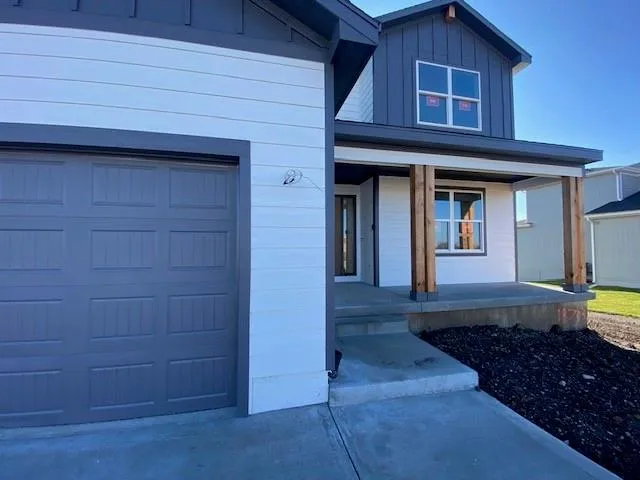 $644,950 | 18703 West 193rd Street, Spring Hill, KS 66083