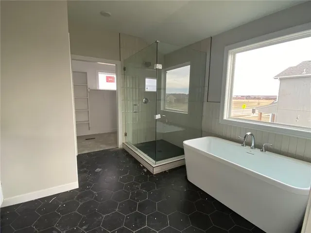 $644,950 | 18703 West 193rd Street, Spring Hill, KS 66083