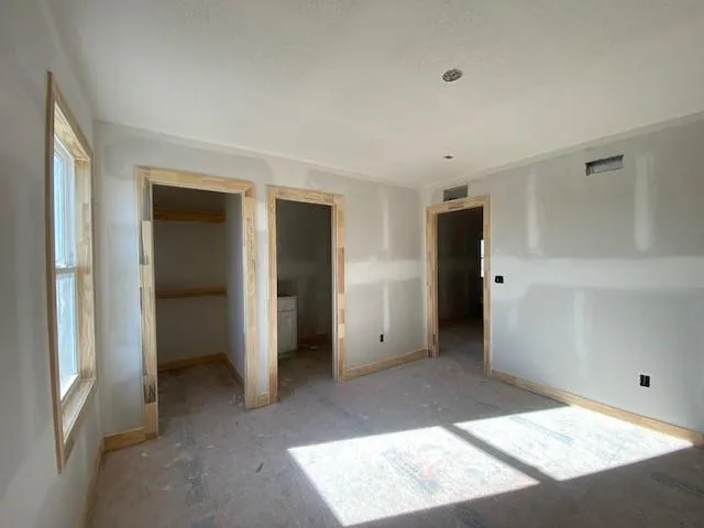 $644,950 | 18703 West 193rd Street, Spring Hill, KS 66083