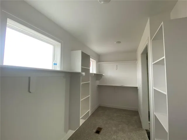 $644,950 | 18703 West 193rd Street, Spring Hill, KS 66083