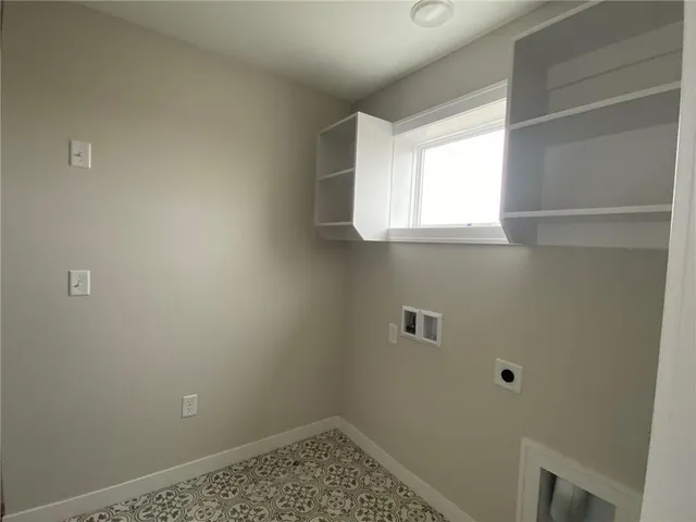 $644,950 | 18703 West 193rd Street, Spring Hill, KS 66083