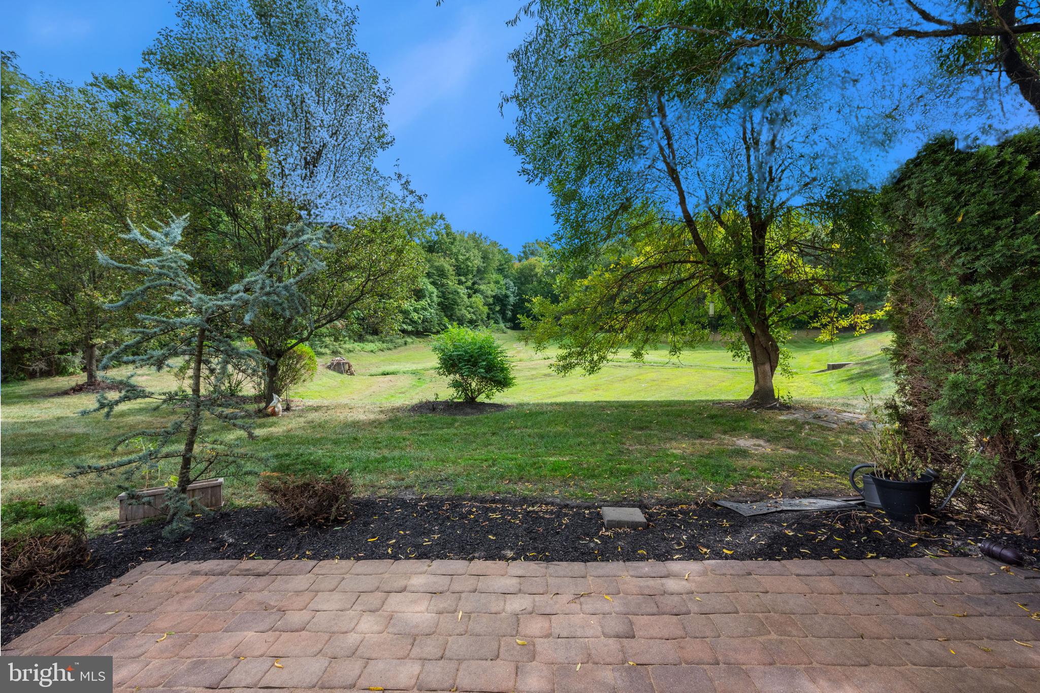 147 Castleton Road Delran, NJ 08075 - Photo 1 of 37