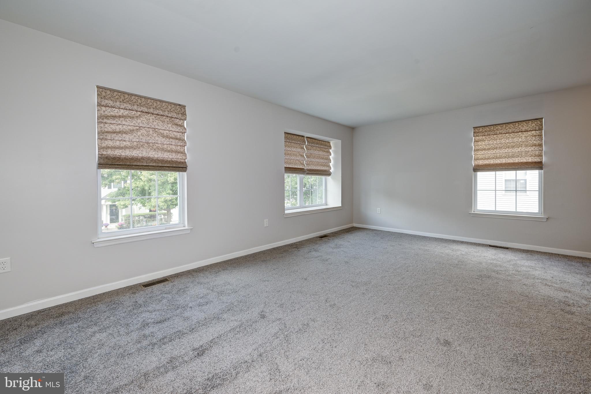 147 Castleton Road Delran, NJ 08075 - Photo 15 of 37