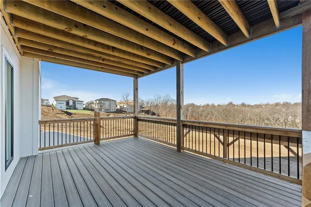 $995,000 | 2086 Northwest O'Brien Road, Lee's Summit, MO 64081