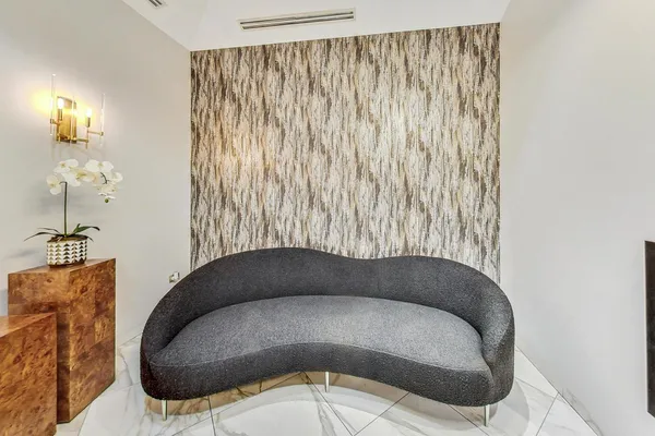 $3,400 | 8 West Monroe Street, Unit 704, Chicago, IL 60603