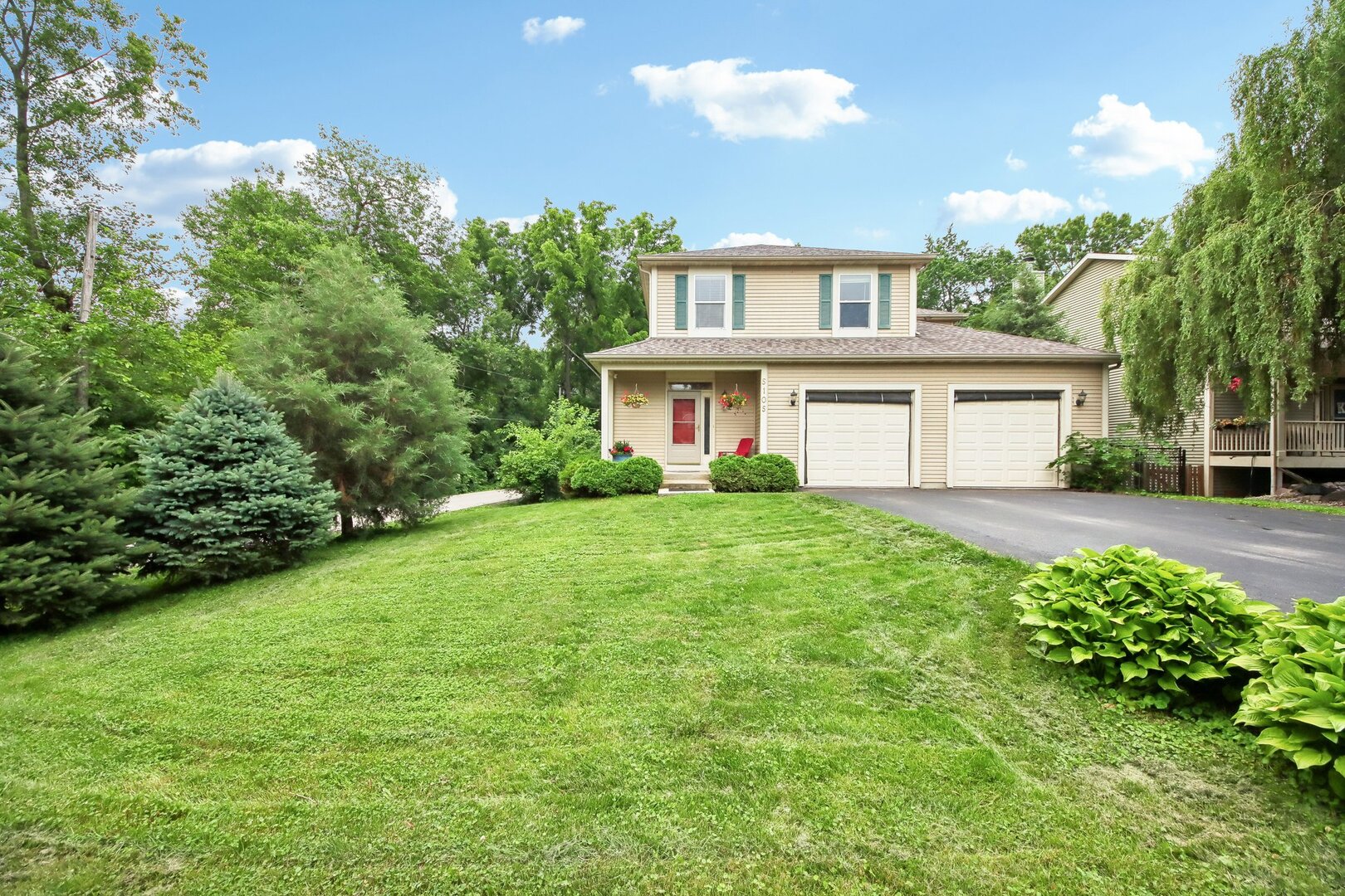 5105 West Flanders Road McHenry, IL 60050 - Photo 3 of 41