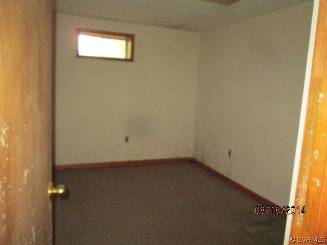 6710 Washington Road Quinton, VA 23141 - Photo 9 of 10 Gallery Image 9