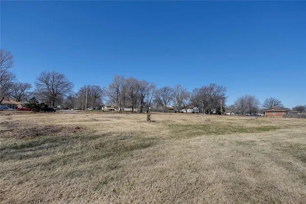 $40,000 | 4423 South Crysler Avenue, Kansas City, MO 64055