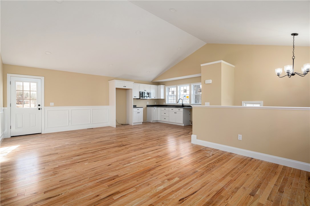 23 Henry Street Woonsocket, RI 02895 - Photo 11 of 33 Gallery Image 11