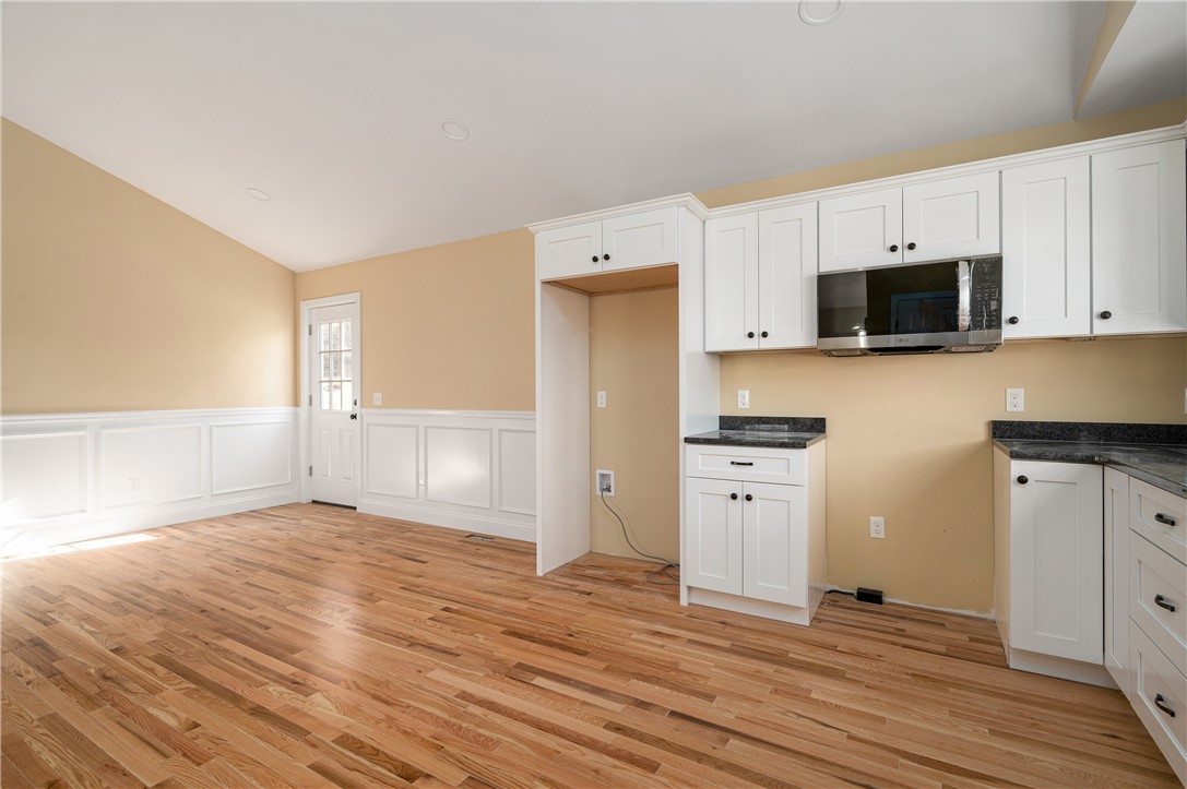 23 Henry Street Woonsocket, RI 02895 - Photo 8 of 33 Gallery Image 8