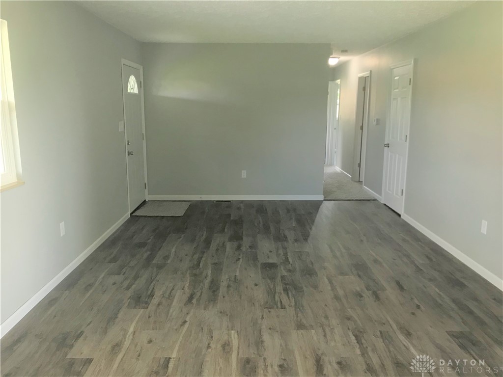 336 Garbry Road Piqua, OH 45356 - Photo 4 of 25 Gallery Image 4