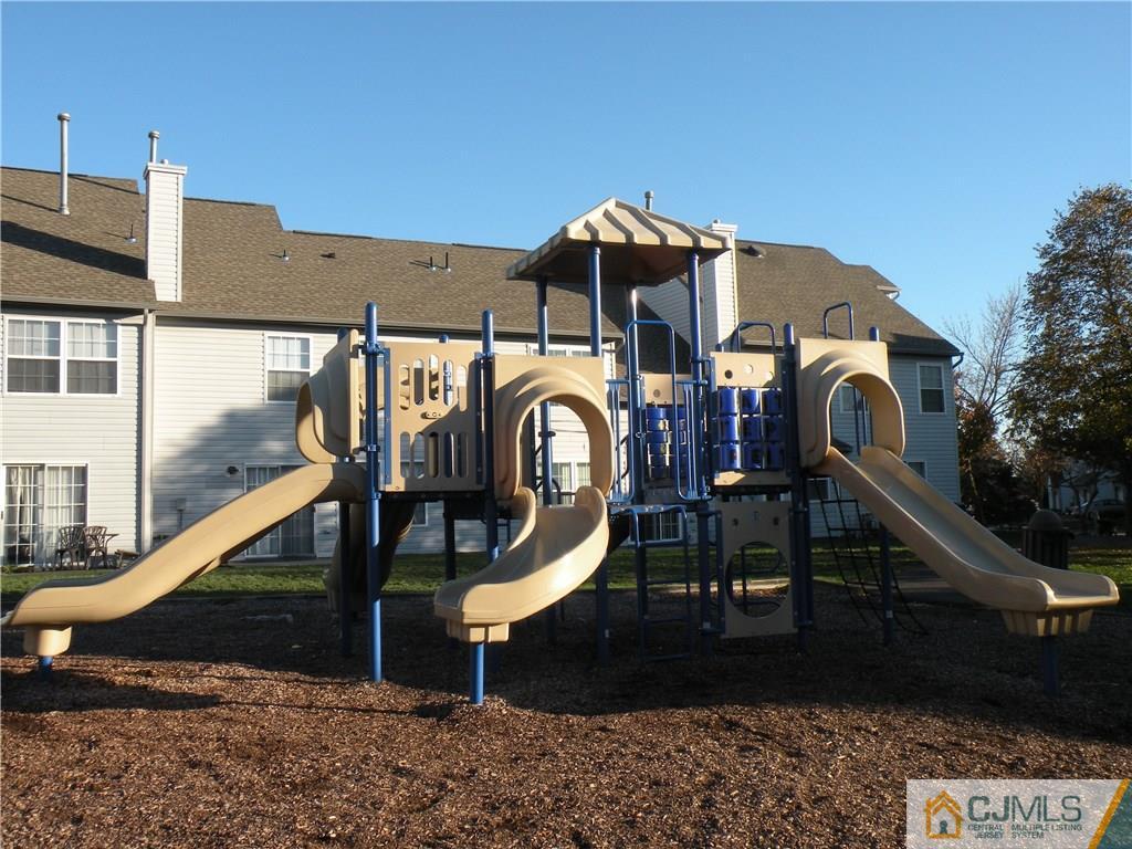 116 Orion Road Piscataway, NJ 08854 - Photo 5 of 6 Gallery Image 5